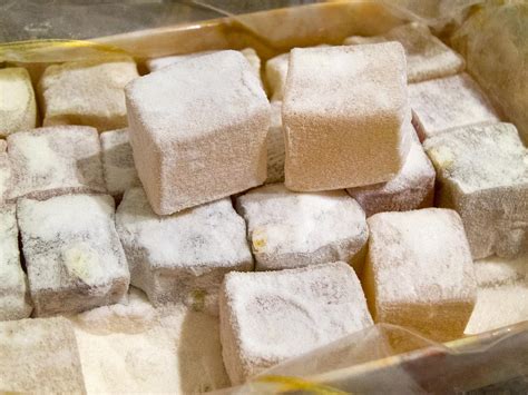  Tavuk Göğsü: A Creamy Turkish Delight That Will Melt in Your Mouth and Warm Your Soul!